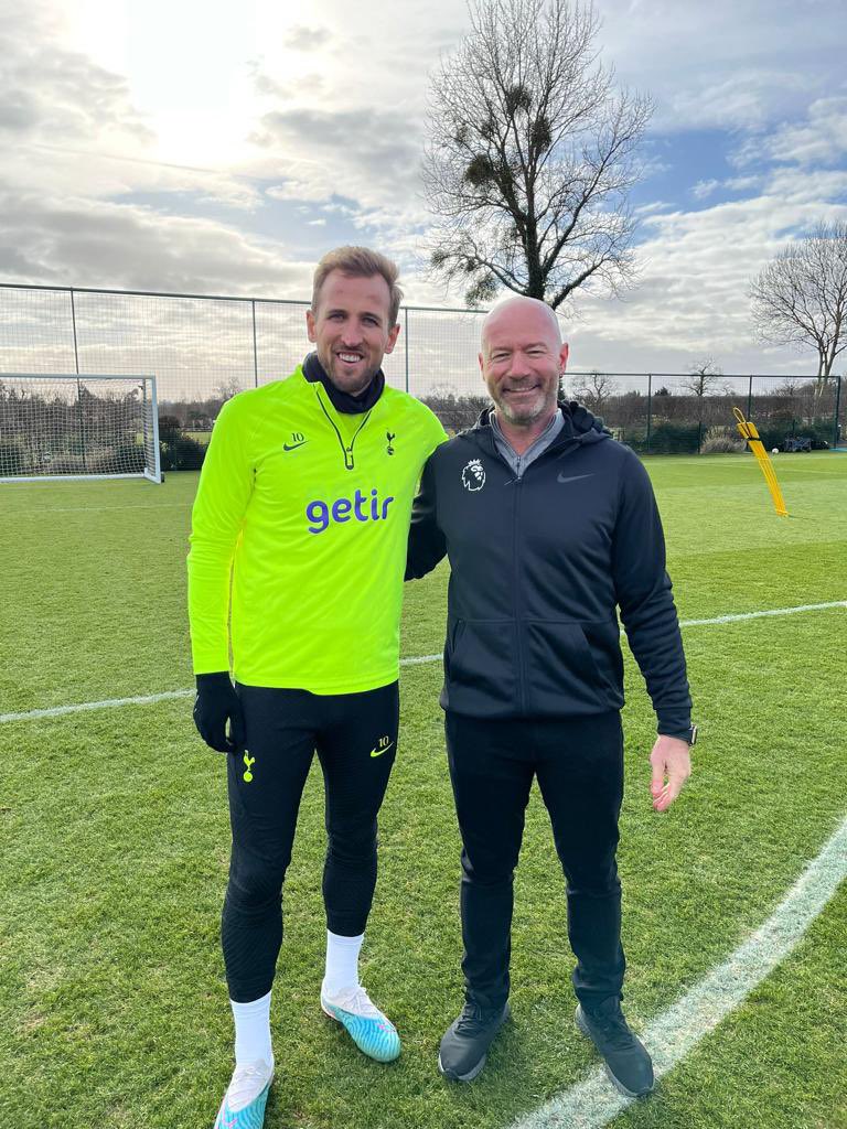 Alan Shearer tweet media