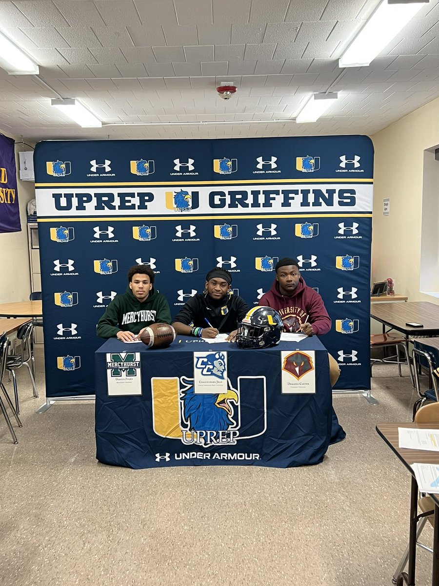 UprepFball's tweet image. Congratulations to our 3 young men signing their NLIs today!! @ChristoJ21 @Dekhari4 @DariusPoles 
@CCSUfootball @CoachLecht @CoachAmbro315 @UCWV_Football @FBCoachQ @CoachBarker_99 @MercyhurstFB @CoachRiemedio @CoachWaring