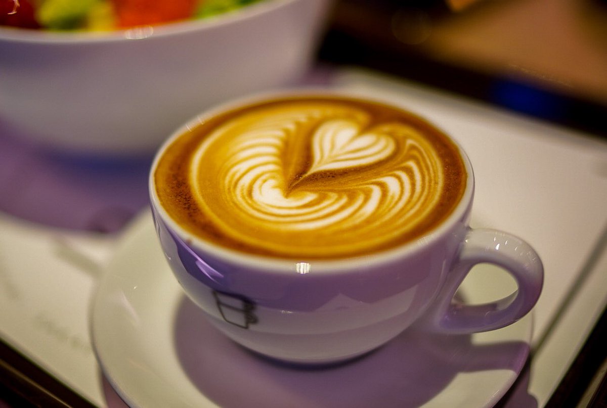 Capital_DDD_DCT's tweet photo. 名古屋のバリスタ輩出店
『The Cups 伏見』
店内ゆったりできるとこで
コーヒーはもちろん、ジェラート、栄養満点サラダ、食事、スイーツがあります✨
おすすめのカフェです☺️
#TheCups
#名古屋
#名古屋カフェ
#バリスタ https://t.co/P4iEIwBT34