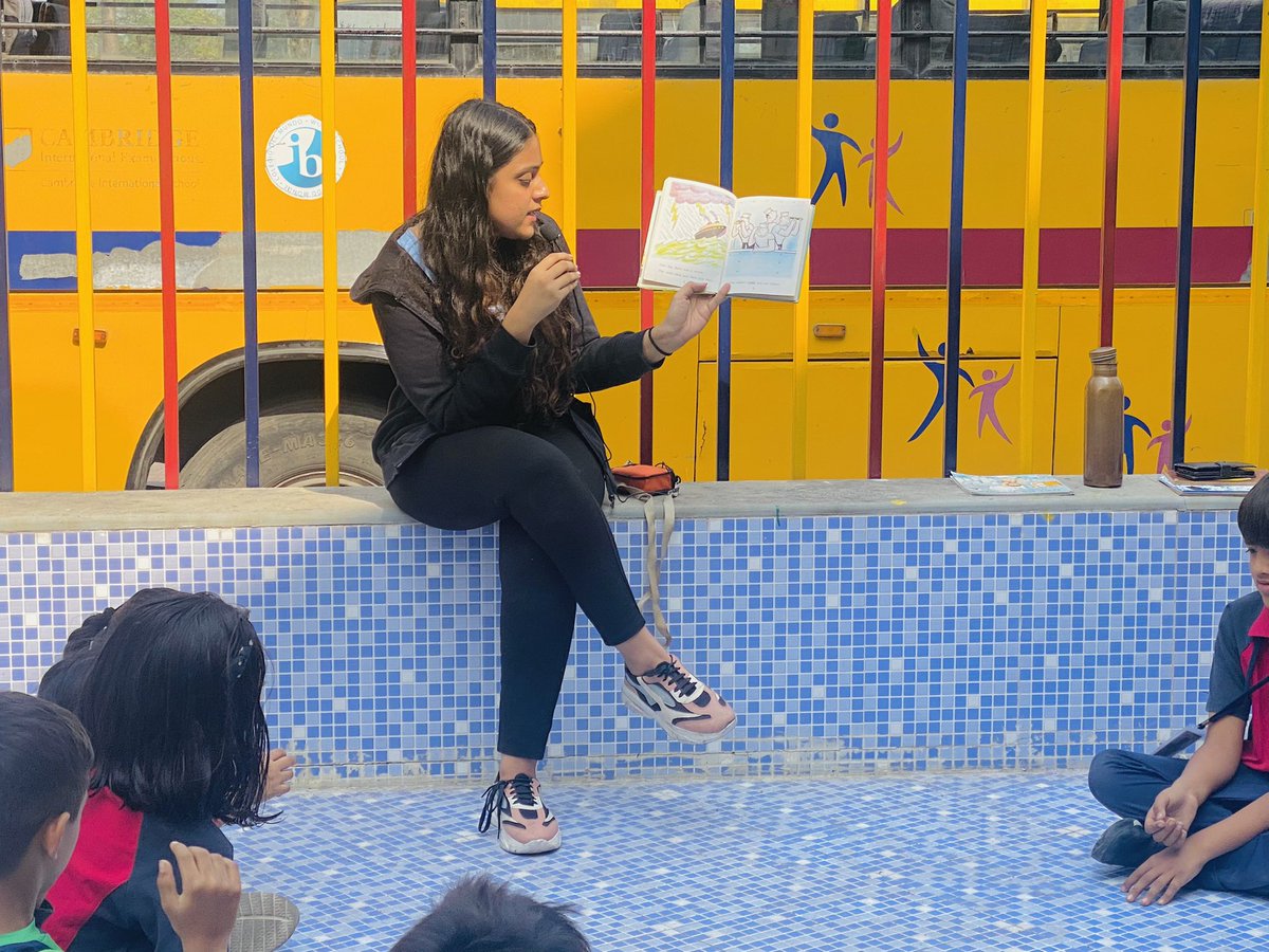 narangsimran39's tweet photo. “Joy of little things “! Celebrating World Read Aloud Day! @FSSurat @kruti_dholu @MariyamBaxamusa https://t.co/FnBU4BdA5B