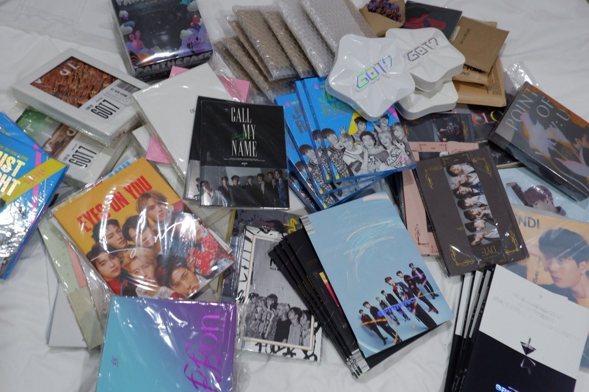 nn_narat's tweet photo. Pls rt.🍬ช่วยรี แจกเงิน 100 เมื่อขายหมด

💚 ขายบั้มGOT7 มีทั้งบั้มเต็มและบั้มเปล่า
💭 ตัดใจขายเพราะต้องโยกย้ายบ่อยค่ะ 
มารับน้องๆไปดูแลกันนะคะ💝

📃 รายละเอียด ลงพน.ค่ำๆค่ะ
🤍 ขายวันศุกร์ที่ 3 ก.พ. 19.30 น.
#ตลาดนัดอากาเซ #ตลาดนัดอากาเซ่ #ตลาดนัดgot7 #อัลบั้มGot7 #ขายของสะสมgot7 https://t.co/9GxnbmSgC4