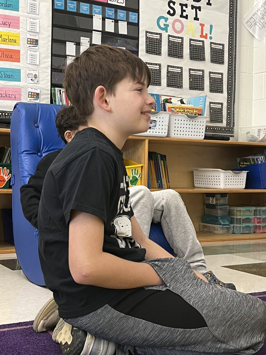It’s #WorldReadAloudDay and we are so happy to have Mrs.Nikki come start our day off right by reading “I Am Not Scared!” <a href="/mrsemcquade/">Erin McQuade</a> <a href="/LaurenAMorris/">Lauren Aiken Morris</a> <a href="/RCESLex1/">Rocky Creek Elem.</a> #RangerStrong
