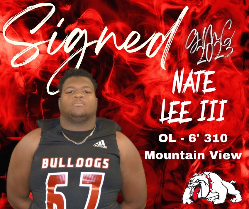 GMC_Football's tweet photo. Welcome Home!! @NateleeIII 
🖋️➡️📝🐶

@THEGCAA @sportsguymarv @GMCBulldogs @rmchester00 @Coach_DRamsey @CoachLReady @Coach_Dungee8 @OLCoachSmith @TheCoachWildes https://t.co/cA8JtpBlQ7