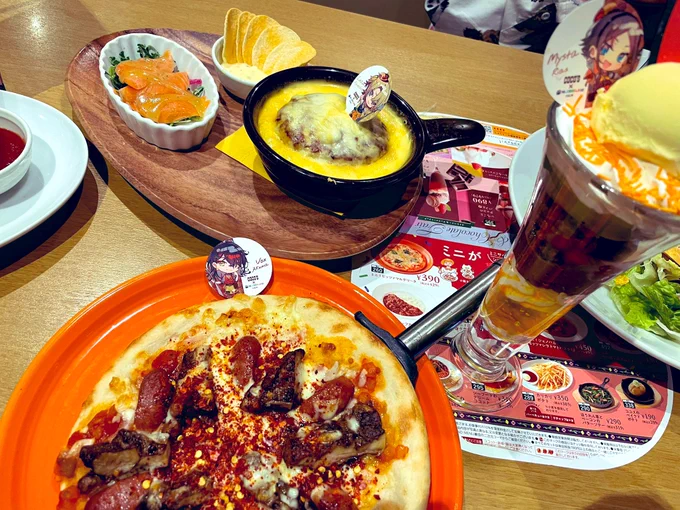 ココス第二弾いってきました!!そしてクリアファイルが大変なことになったなぜこうなった…..? 