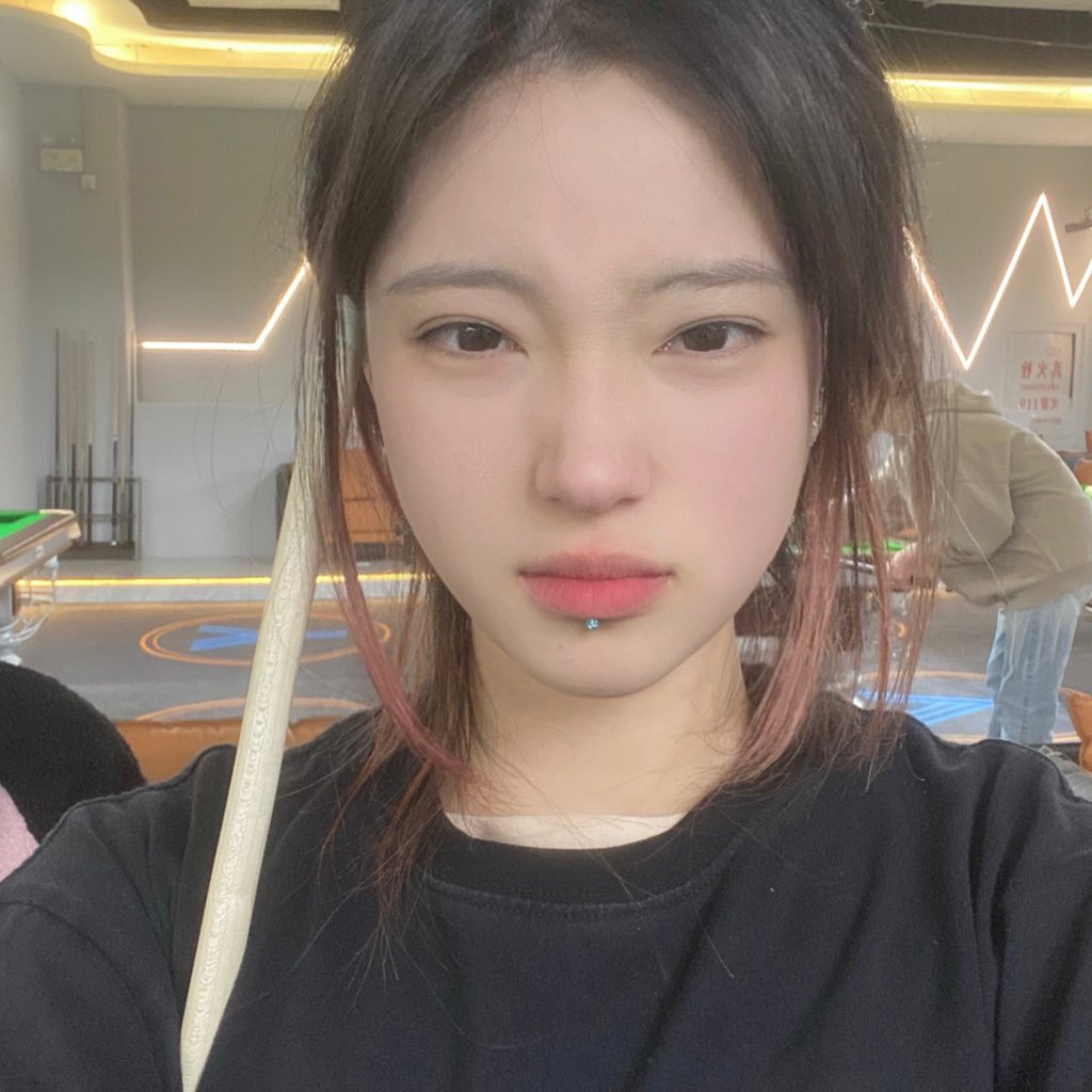 WildddFEI's tweet photo. 脸被吹红了。 https://t.co/sumJstYFcC