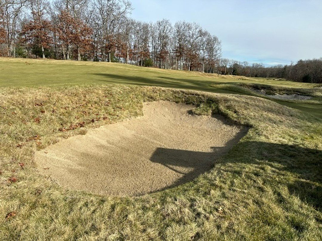We have taken advantage of the mild winter to re edge the bunkers. The bunkers have lost their original shape from when they were first constructed 16 years ago. We hope to get all 65+ bunkers done this winter! (Hole 16 and 18 before and after pictured)