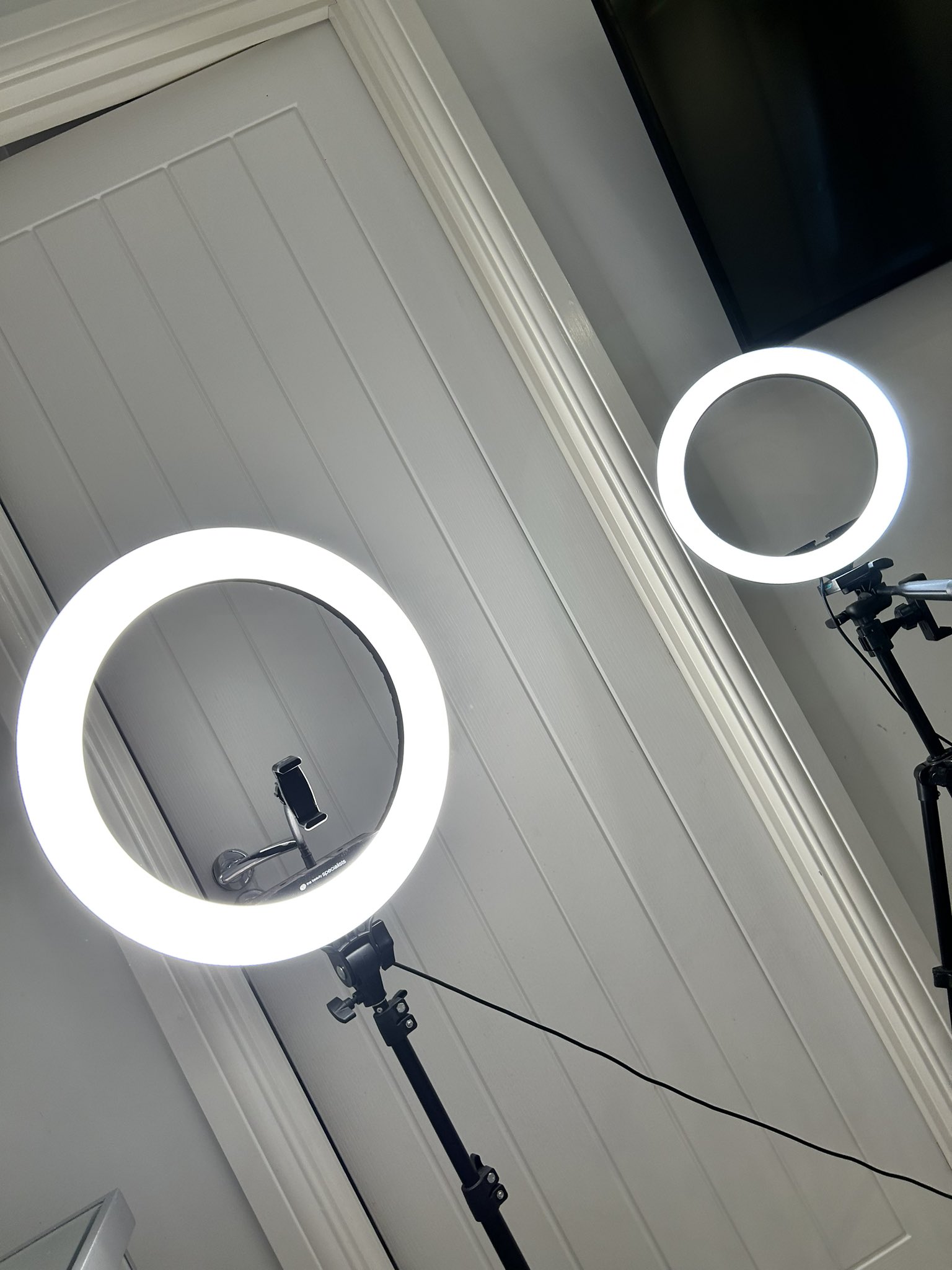 tw-pornstars-kacie-james-twitter-all-set-up-ready-to-shoot-custom