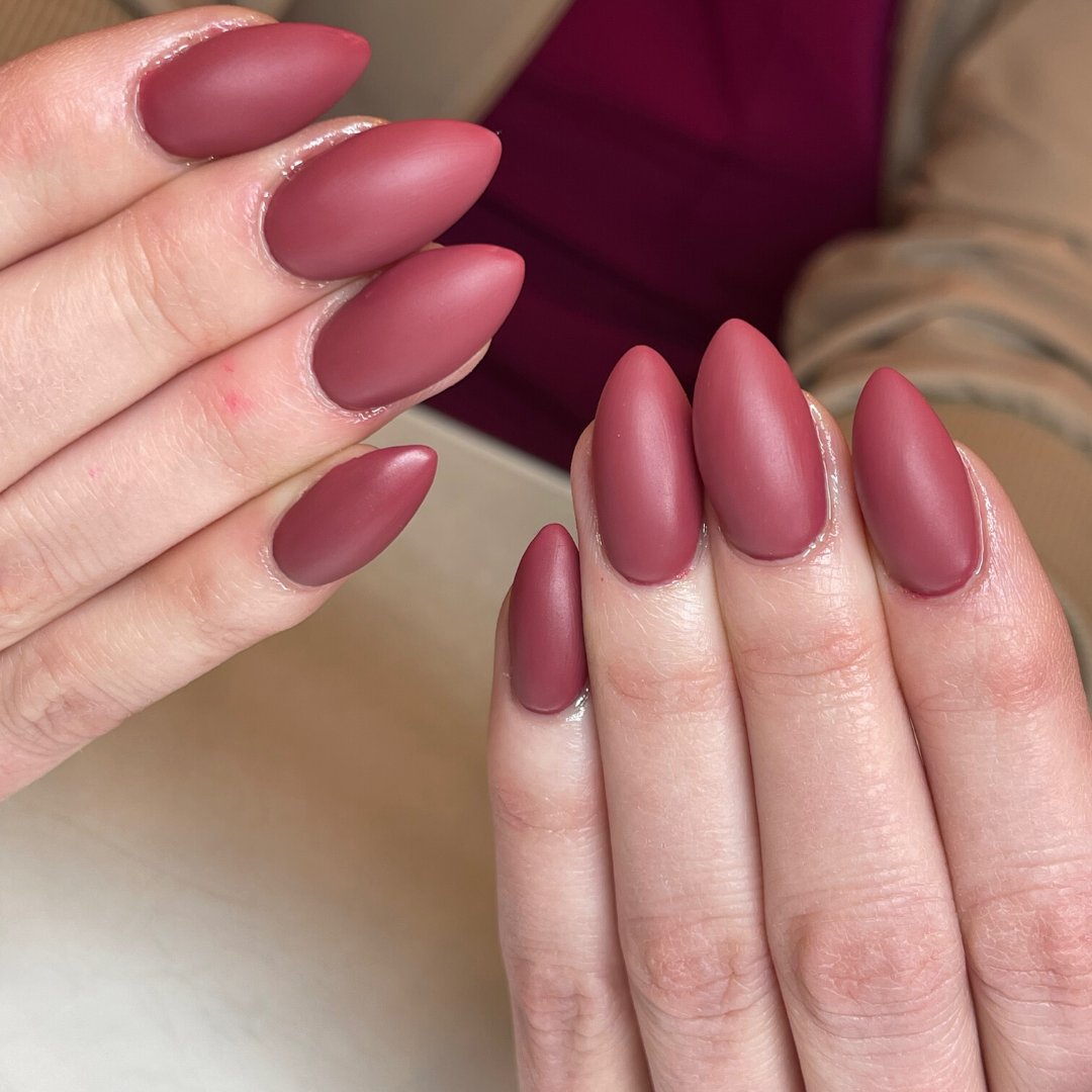 shapewith_teryn's tweet image. From the 🖤Crimes of Passion Collection🖤 

This baby is called ✨Guilty As Charged✨
Shop @luxapolish now! Code in my bio to save $$

#Nailsofinstagram #pinterestnails #sparklenails #nails #nailartist #nailsalon #springnails #summernails #nails2023 #spring2023 #summer2023