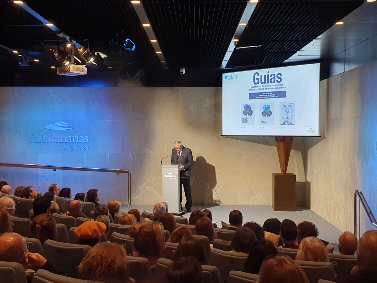 AFATENERIFE's tweet photo. Presentación de la "Guía de apoyo y recursos para el cuidado de la persona con demencia".
Gracias a @CajaCanarias  pudimos financiar este proyecto, que esperamos pueda beneficiar a todas las familias que tengan al cuidado a una persona con demencia. https://t.co/wuSxLE0eRH
