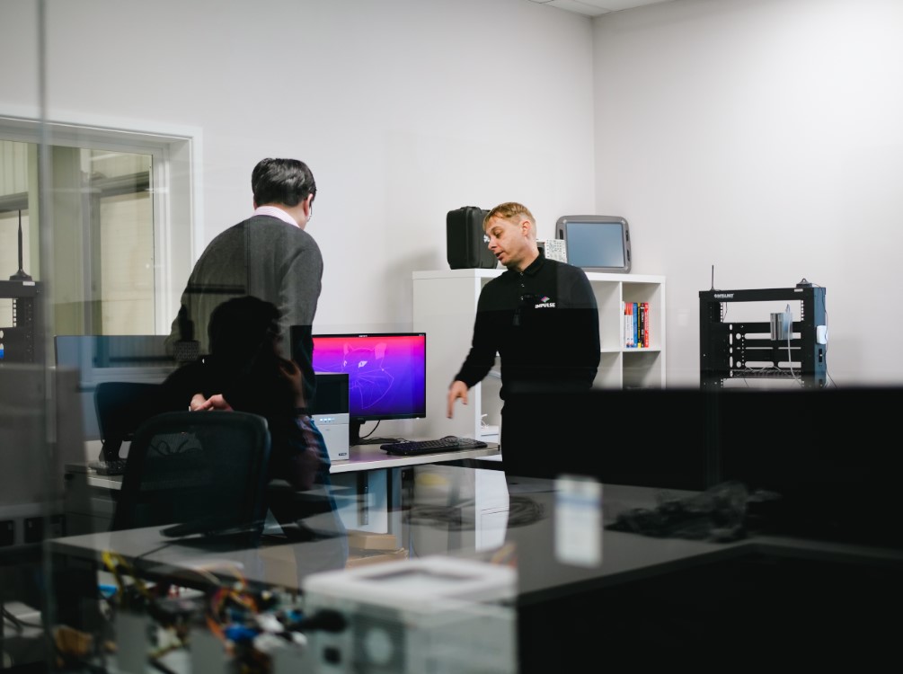 ImpulseEmbedded's tweet image. A very productive meeting last week with Bentley LO from our key partner @AllxonInc. Chris Durose, Our Head of Tech, was explaining how we integrate the Allxon OOB (out of band) module into our VELARack computers to give our customers the ability to access their systems remotely.