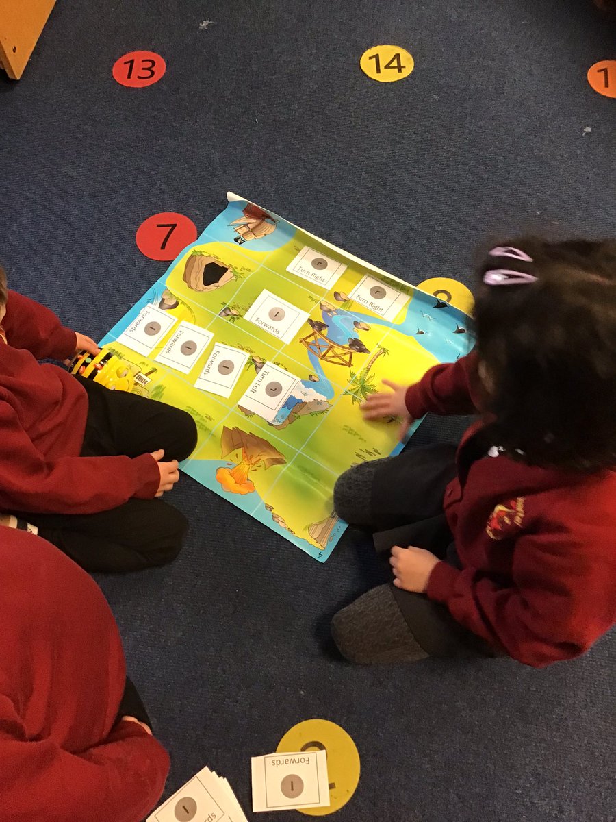 CharterYr1's tweet photo. Today in #CharterComputing we are making up and trying out our own algorithms and then programming Beebot to follow them. We are even starting to debug our algorithms when they go wrong. #Unicornteamwork #algorithms https://t.co/sYWP0KsgZn