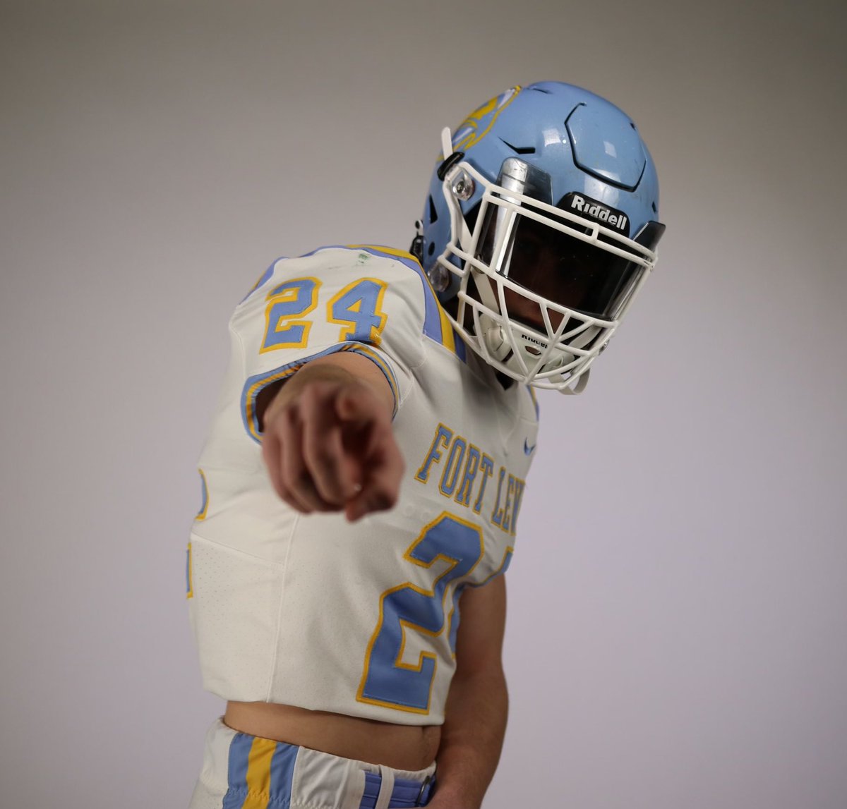 Logan Miller tweet media