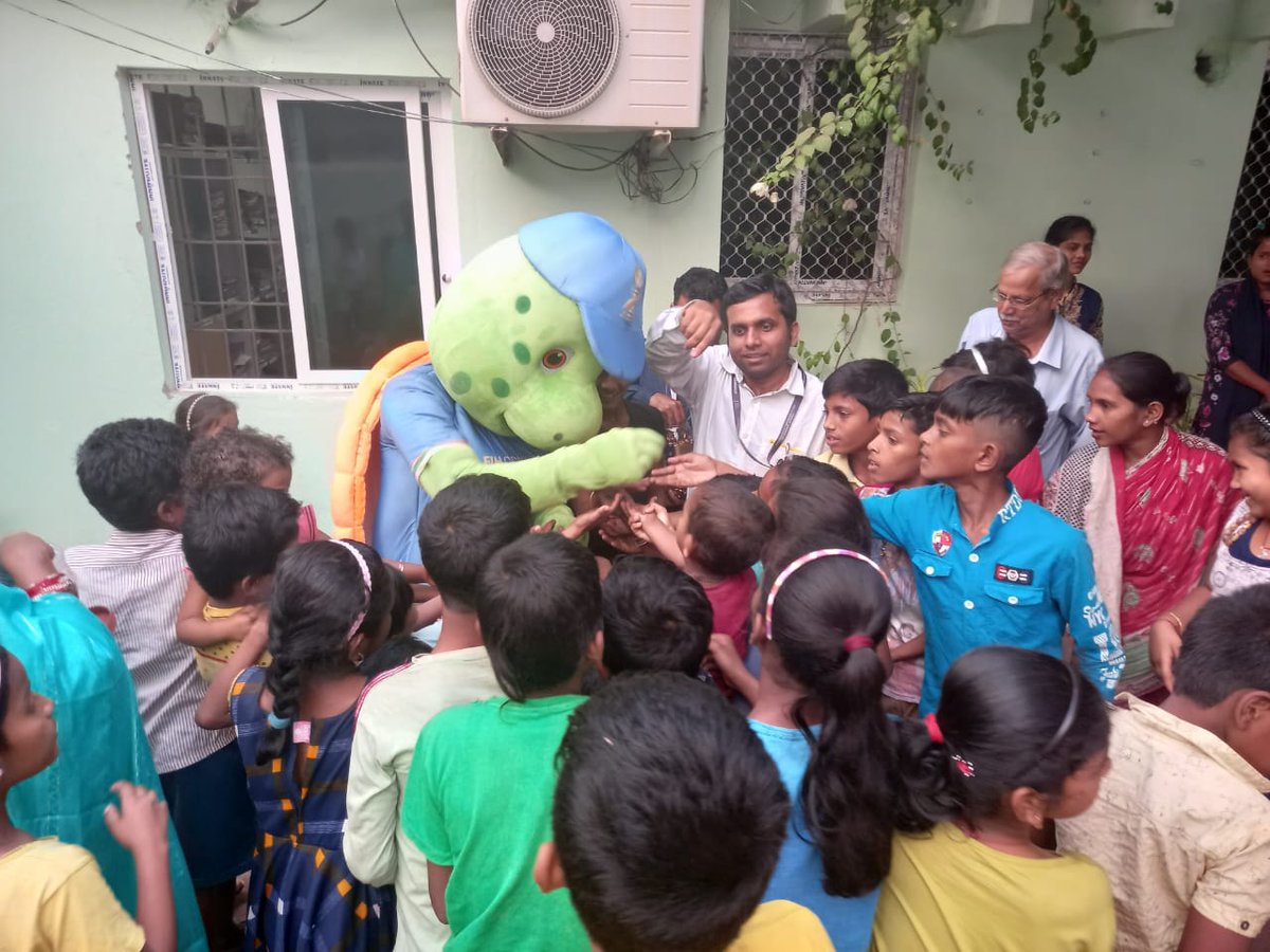 KarMandakinee's tweet image. Late post OLLY at Oscpcr office Enjoyed  a lot with loveable sweet cute children
@Naveen_Odisha
@CMO_Odisha  #mosarkar5t  
@Department of Sports and Youth Services, @govtofodisha