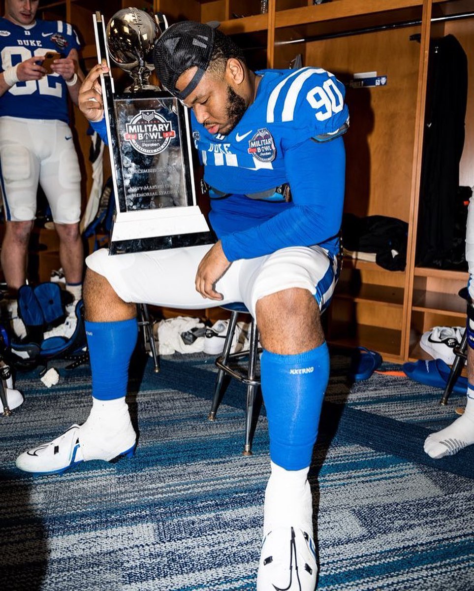MarcusDowns8's tweet photo. #AGTG Extremely blessed to receive an offer from Duke University! @CoachHJSimpson @MattRochester50 @DLInstructor91 @ChadSimmons_ @RivalsFriedman @adamgorney @DAWGHZERECRUITS  @MohrRecruiting @247Sports https://t.co/ieSjKHbvWJ