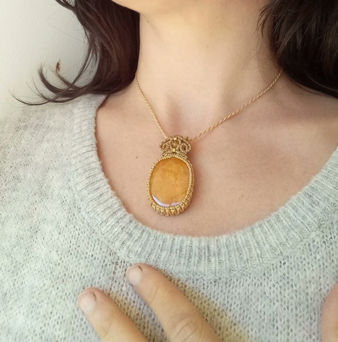 druzhuna's tweet photo. 🍀Aventurine pendant

Orange aventurine is considered a stone of good luck, fortune, and a manifestor of exciting new possibilities. It has been called the "Whisper Stone" since the energy of this stone helps to quiet the critical and judgmental inner voice. https://t.co/iq8W5I30k8