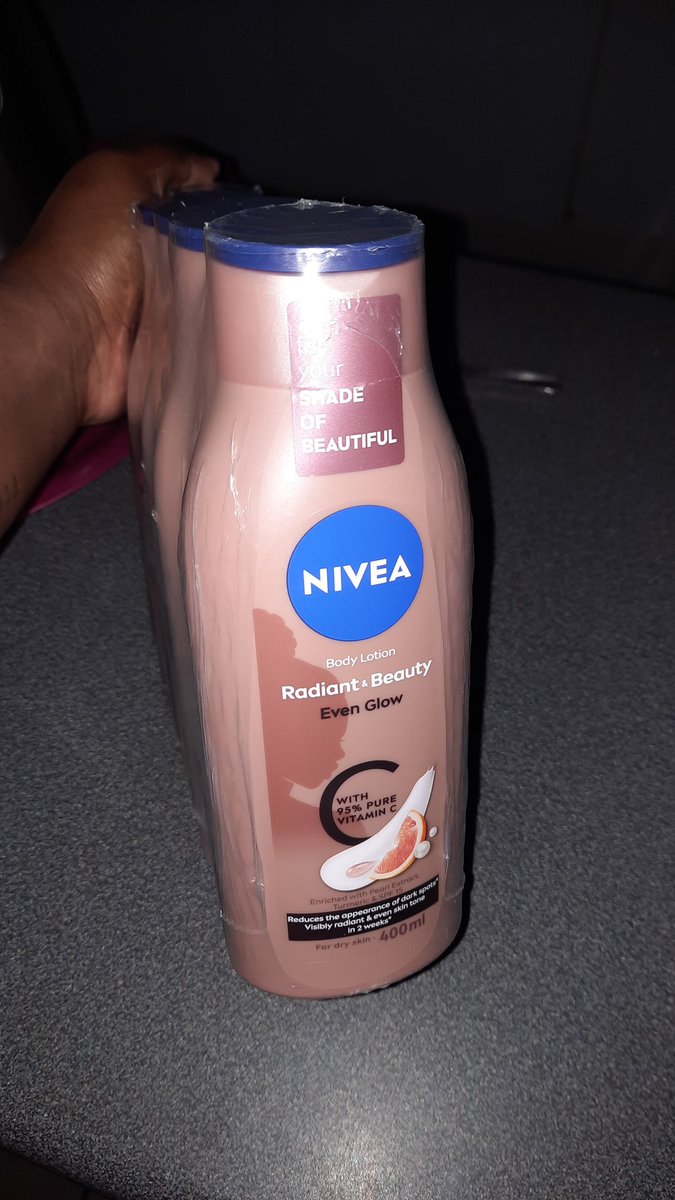Spinomuhle's tweet image. #rubybox #ForYourShadeOfBeautiful #YouAreLivingArt #NIVEA #NIVEARadiantAndBeauty