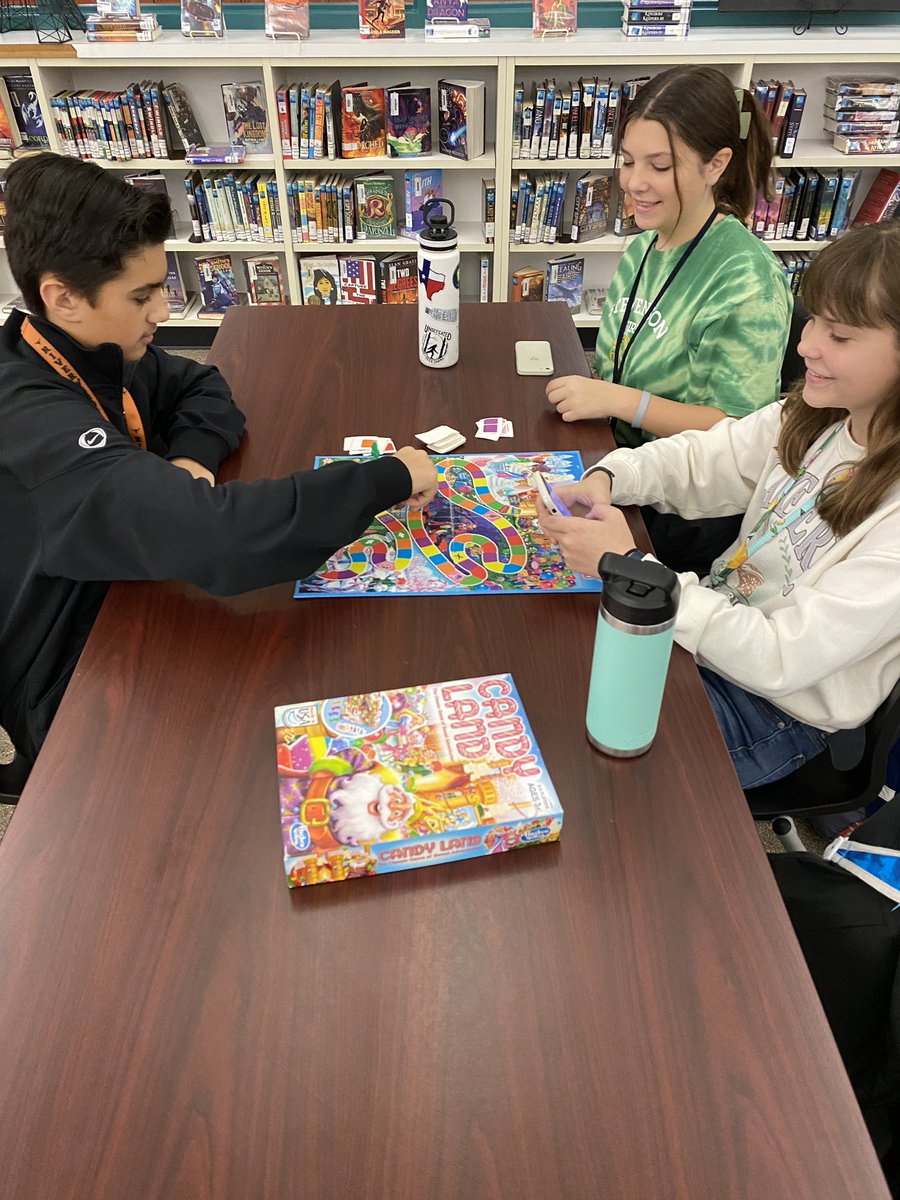 RMSLibrary91's tweet image. GOAT day in the RMS library. @HumbleISD_RMS @HumbleISD_lib @MelissaMLeigh