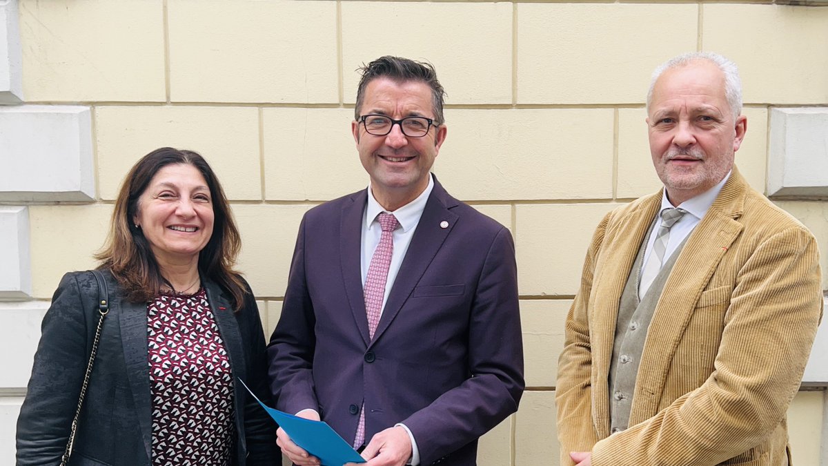 Rencontre de <a href="/PMathieuMK/">Pascale Mathieu</a> et <a href="/Jefdumas/">JefDumas - Secrétaire Général @CNOMK</a> avec <a href="/KARLOLIVE/">KARL OLIVE</a> au sujet de l’actualité parlementaire #PPLRist promotion de l’APA et du sport santé. Merci pour ce long temps d’échange.