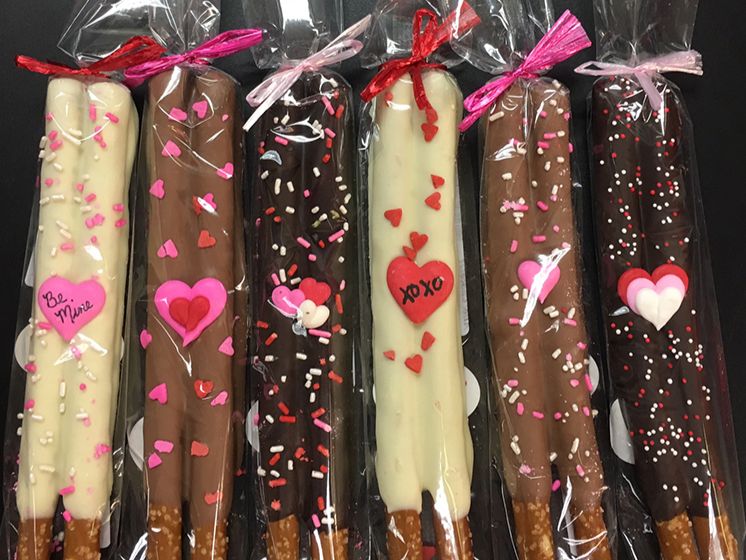 Allochocolat's tweet photo. 🍥 The SWEET Of The Week! 🍥 - https://t.co/rCQU868KxF https://t.co/1K0n0QGwES