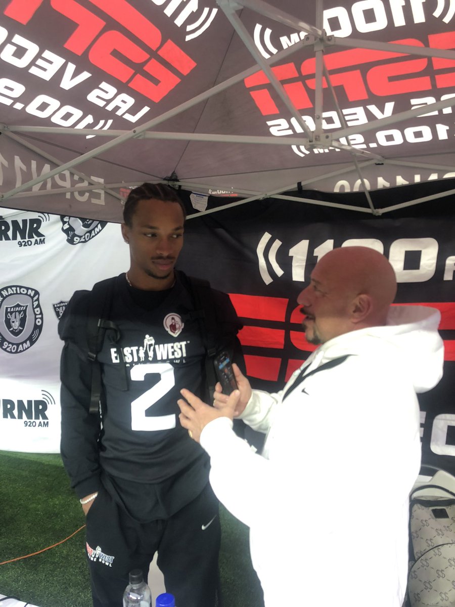 WillieGRamirez's tweet photo. Got to catch up with @DoriansTweets during the @ShrineBowl Media Day. The interview coming up on @cofieldandco on @ESPNLasVegas https://t.co/vtpVgOdRk0