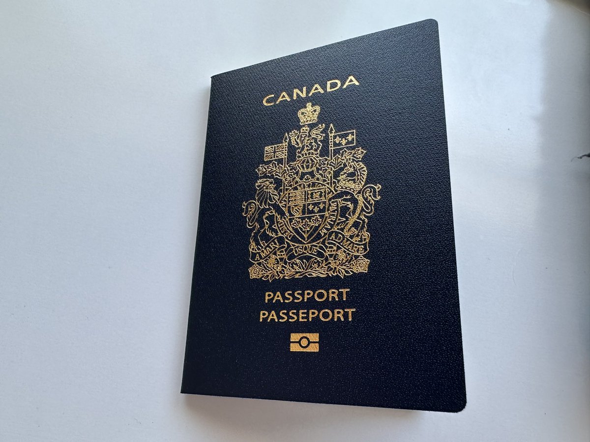 Got my Canadian passport today. Just wish we had passport cards or enhanced driver’s license so I didn’t have to carry the book every time I’m back in the US #NewCanadians