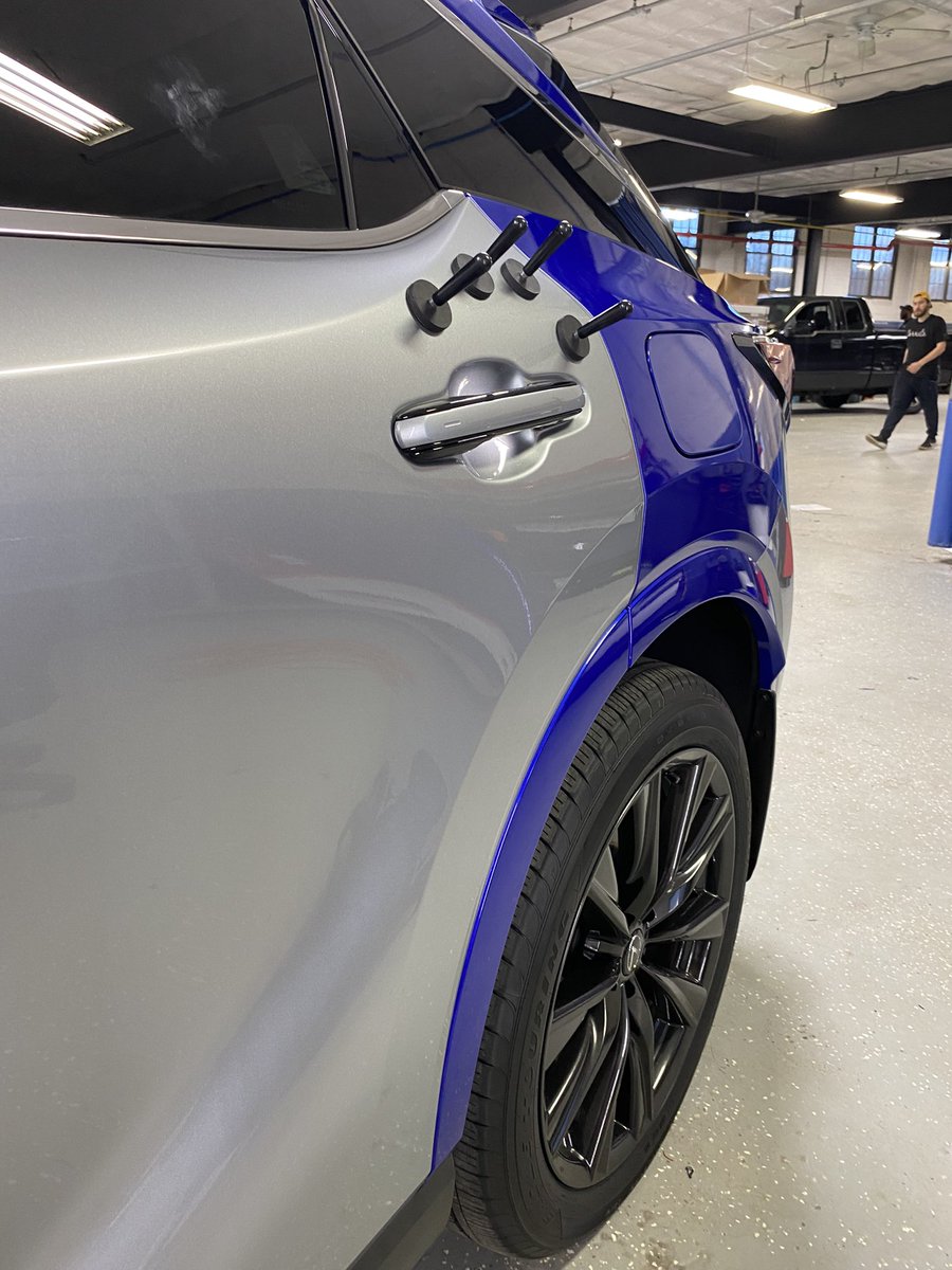 AutoActionNJ's tweet image. Lexus Rx350 COLOR CHANGE COMPLETED✔️Looks incredible! Some picture of the process included. Stay tuned for more 💯 #carcolorchange #colorchangewrap #lexus #kelinworth #colorchangeprocess #autoaction #autoactiontech