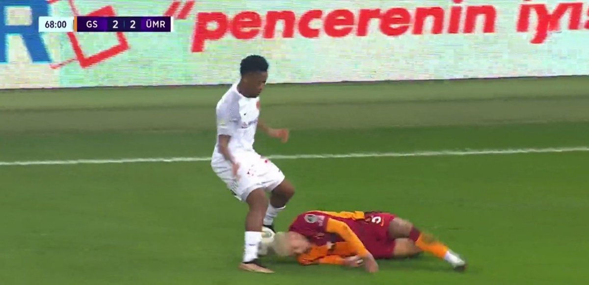 kaptanfabio's tweet photo. sen bu takımın kalbisin, yüreğisin be torreira.. sen gibisini çok az izledim ben bu takımda.. helal olsun.. https://t.co/iTdbAzYAQA