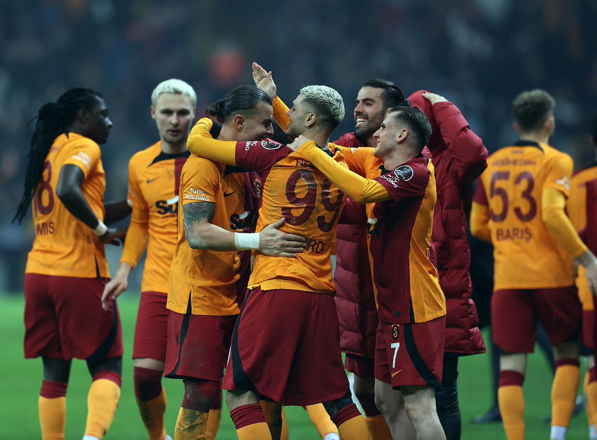 ŞEN OLA CİMBOM ŞEN OLA! 

#GSvÜMR