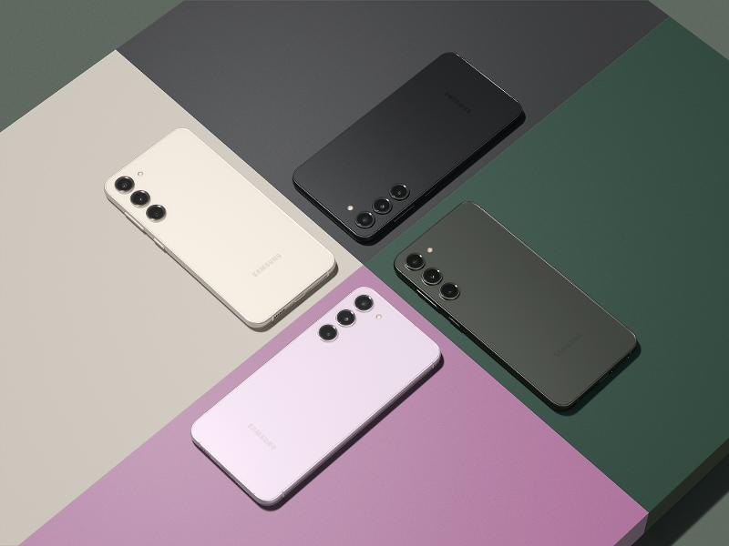 simransingh931's tweet photo. Samsung Galaxy S23+ Specs

Display: 6.6-inch FHD+ Dynamic AMOLED 2X display
Refresh rate: Super Smooth 120Hz refresh rate (48~120Hz) with 240Hz Touch Sampling Rate 
Additional Features: Vision booster, Enhanced comfort
Processor: SD 8 Gen 2 for Galaxy

#GalaxyUnpacked #Samsung https://t.co/xJMEtmcLko