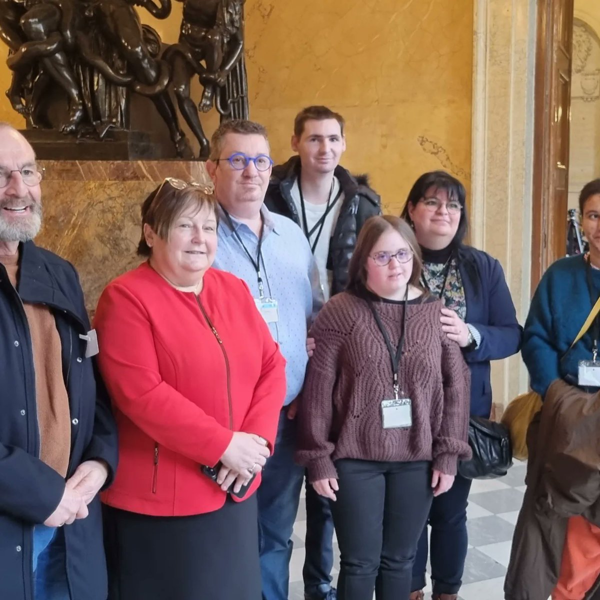 LePetitPlus62's tweet photo. Aujourd'hui direction l'assemblée nationale pour parler inclusion et accompagnement ! 
#inclusion #restaurantsolidaire #handicap #AssembleeNationale https://t.co/W0nF9mUjzE