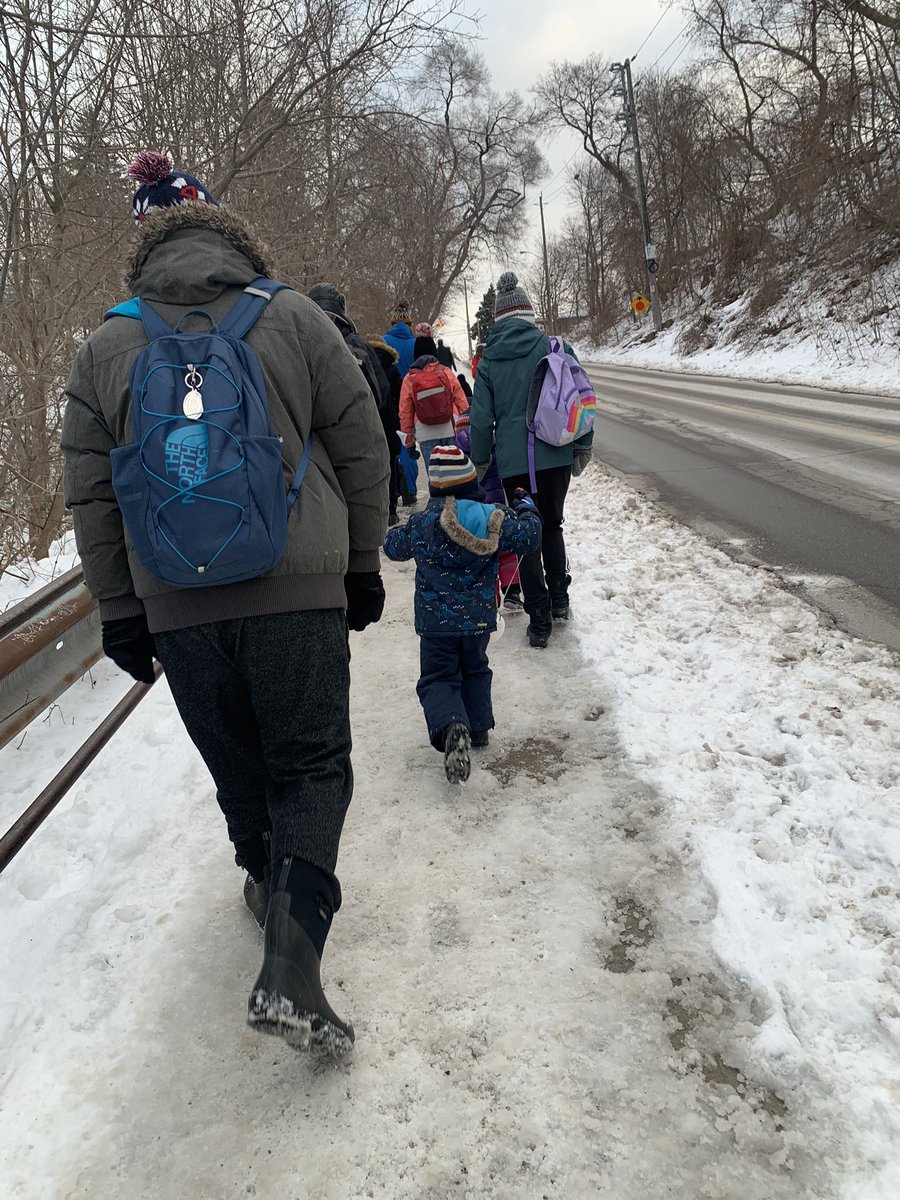 sierra_k_frank's tweet photo. Proud to live in a community that comes together to celebrate and advocate for the social, environmental, and health benefits of active and safe school travel #WinterWalkDay
@EcoSchoolsCAN @OntarioAST @EcoSchoolsTDSB @WParkEagles https://t.co/FVAmJvzKgy