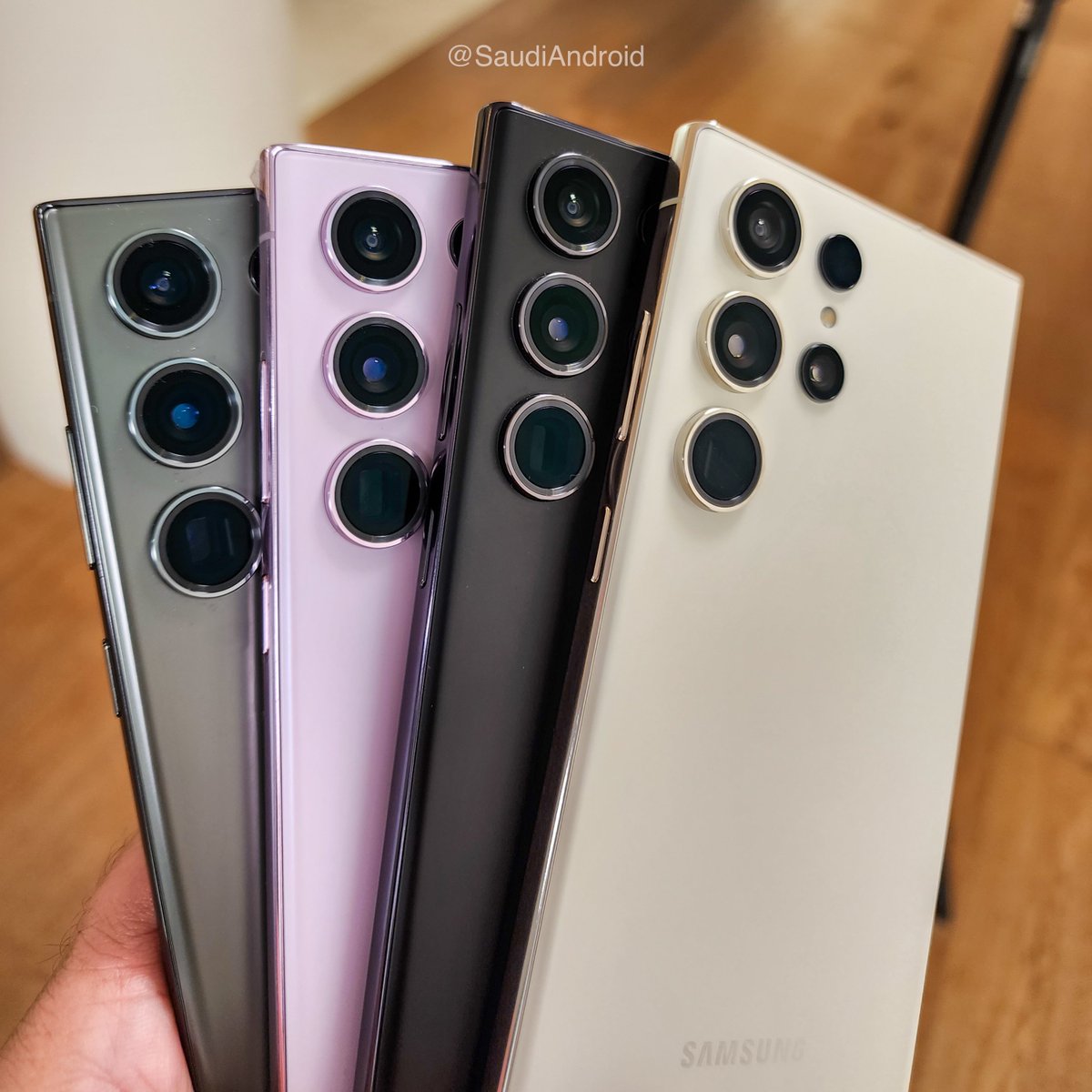 لمحبي قراءة التفاصيل 😍

الإعلان رسميًا عن سلسلة هواتف Galaxy S23 وإليك المواصفات والأسعار⬇️

saudiandroid.net/2023/02/specif…

#SamsungUnpacked #SaudiAndroidNET