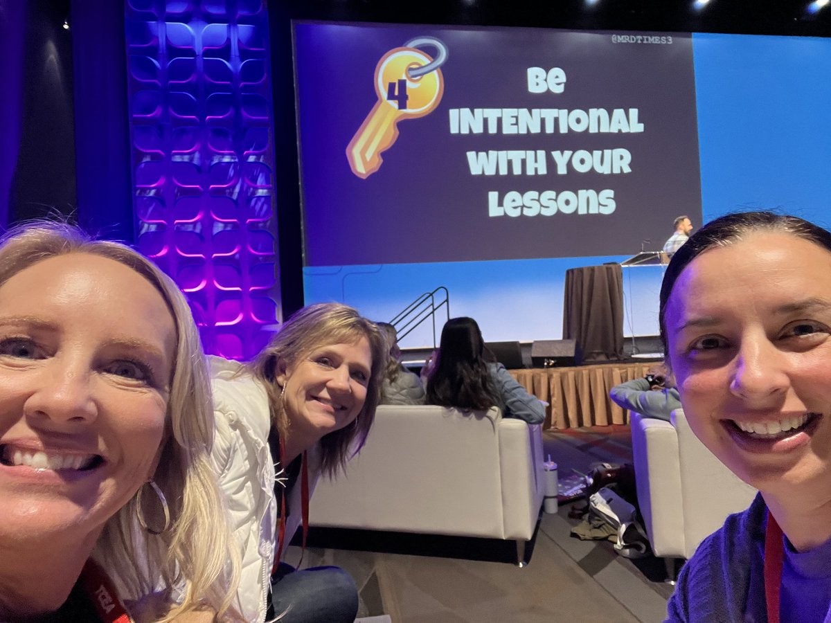 CFieldsITF's tweet image. Laughter and inspiration is the best way to learn!  @MrDtimes3 #TCEA2023 #digitalLISD