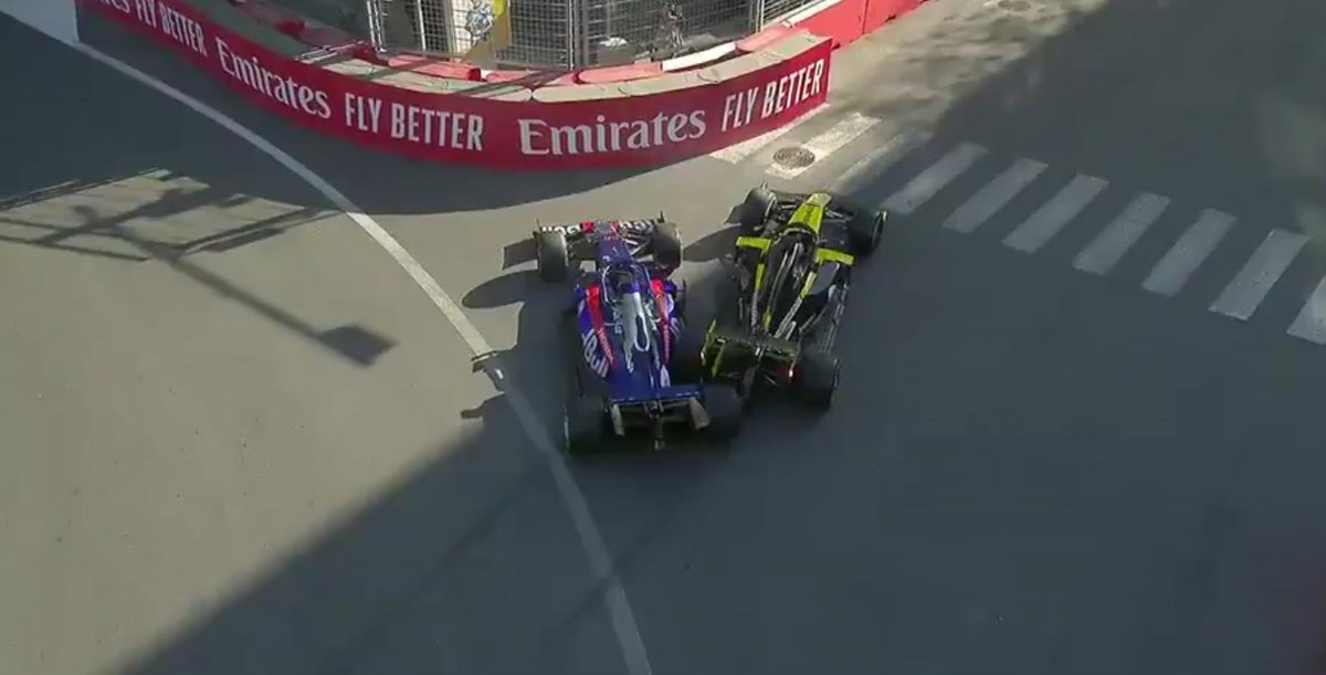 mereeedithh's tweet photo. @colbertlateshow @danielricciardo #preciseadvice when you need to reverse your car in tight quarters, do you tend to use your mirrors, a rear view camera, or turn all the way around to look out the rear of the car? this picture is completely unrelated https://t.co/rwqHreMZwL