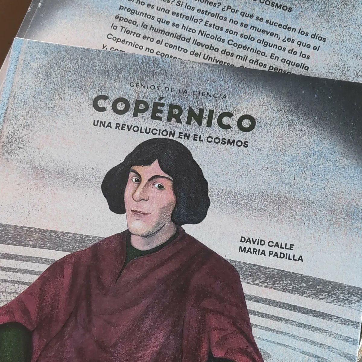 davidcpvm's tweet photo. No soy, nunca fui (ni seré) el mejor en nada (salvo al mús, al trivial y haciendo tortillas francesas o colacaos, ahí lo dejo), pero intenté siempre ser todo lo mejor que podía llegar a ser, hiciera lo que hiciera (y sin traumas). Se lo debo a mis padres y su ejemplo. #4libros https://t.co/Qfbh9JKb81