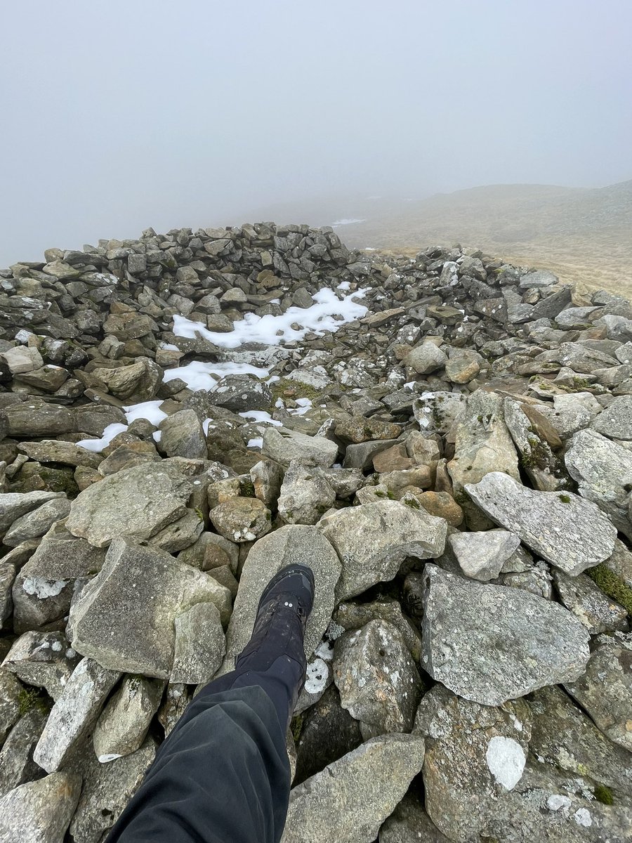 Day 2 in the Cambrian Mountians. A great route doing Pumlumon Fawr and its surrounding peaks. 👌🏼🏴󠁧󠁢󠁷󠁬󠁳󠁿
#pumlumon #pumlumonfawr #cambrianmountains #visitwales #wales #hiking #hikingadventures #nuttallbagging #hike #adventure #getoutside