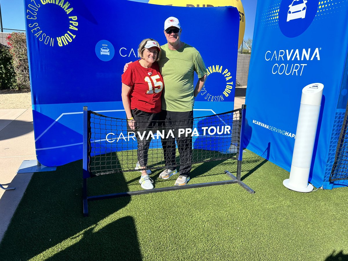 KellyD198's tweet photo. @Carvana #carvanaservinghappiness https://t.co/gRaszgytDg