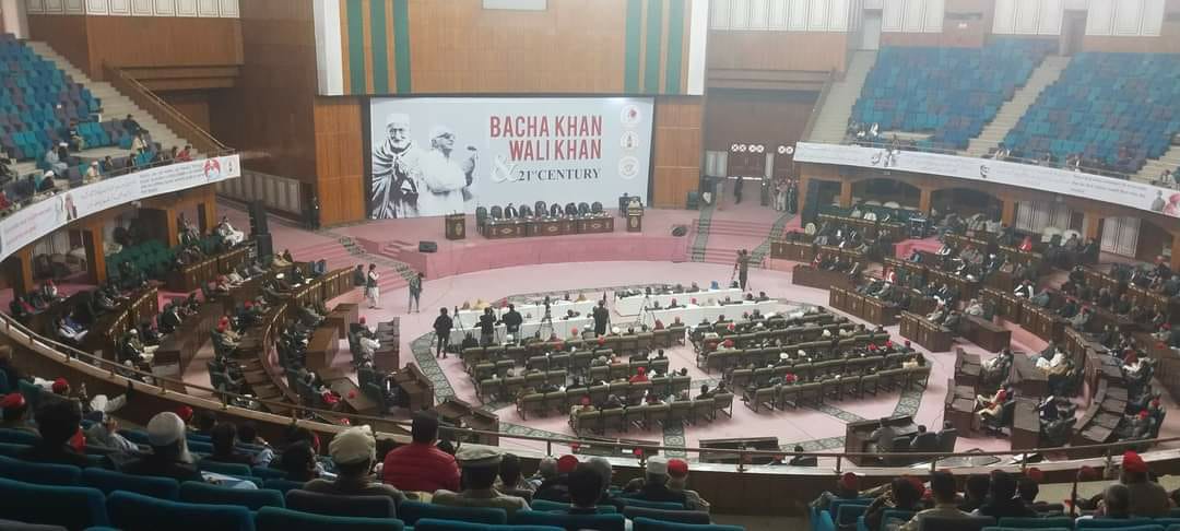 RafiqYousufzai's tweet image. دہ اے ان پی مثال دہ مشر #رور پشان دی چی کلہ پہ ملک بد وخت راشی
 نو 
خلق ووی غم مہ کوی لالا شتہ
دا حققیت دے
#WeStandWithKPPolice