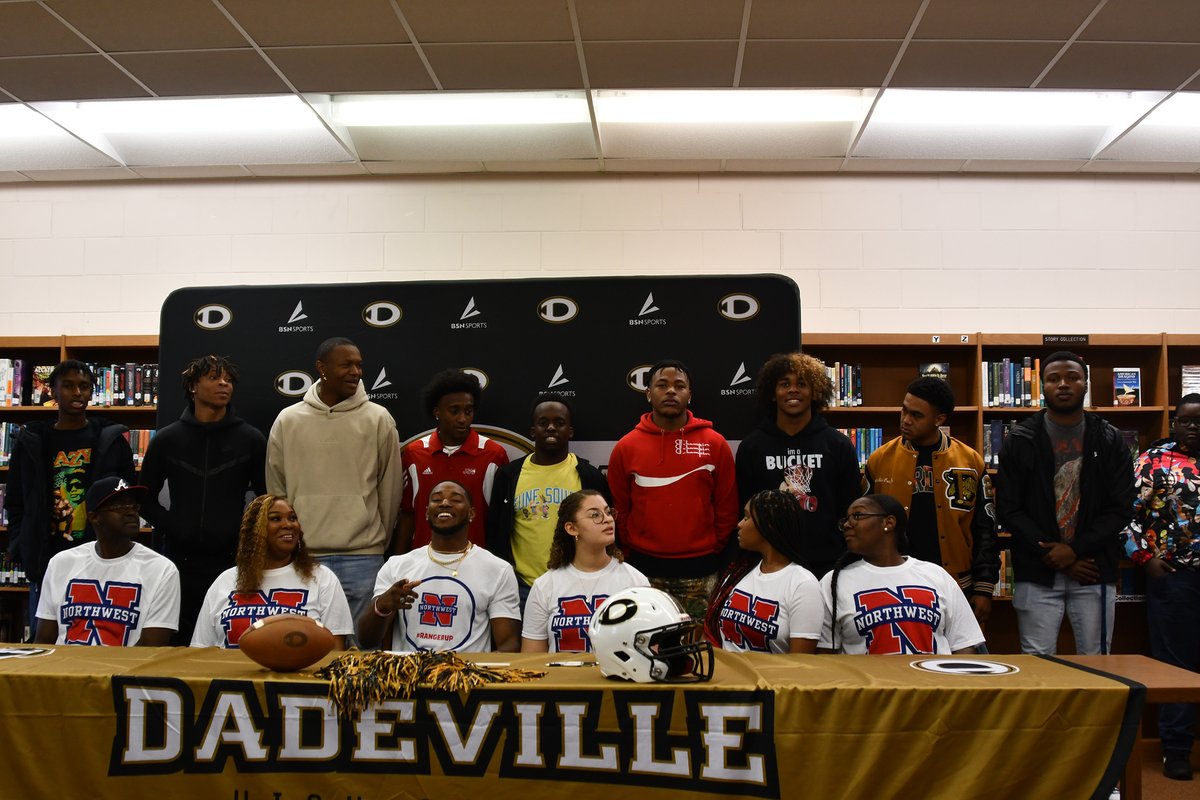 Henry Zimmer (@henryzimmer) on Twitter photo Congrats to our area athletes who signed to play at the next level. Big things ahead for you four. <a href="/philstavious/">Philstavious Dowdell</a> <a href="/vontae_wilson/">Avontae Wilson</a> <a href="/Corri_M4/">Corri Milliner</a> <a href="/Zyowens21/">Zyon owens</a> <a href="/JSUGamecocks/">Jax State Athletics</a> <a href="/UAB_FB/">UAB Football</a> <a href="/NorthwestMSCC/">Northwest Mississippi Community College</a> <a href="/FightingMuskies/">Muskingum Athletics</a> Congrats to our area athletes who signed to play at the next level. Big things ahead for you four. <a href="/philstavious/">Philstavious Dowdell</a> <a href="/vontae_wilson/">Avontae Wilson</a> <a href="/Corri_M4/">Corri Milliner</a> <a href="/Zyowens21/">Zyon owens</a> <a href="/JSUGamecocks/">Jax State Athletics</a> <a href="/UAB_FB/">UAB Football</a> <a href="/NorthwestMSCC/">Northwest Mississippi Community College</a> <a href="/FightingMuskies/">Muskingum Athletics</a>