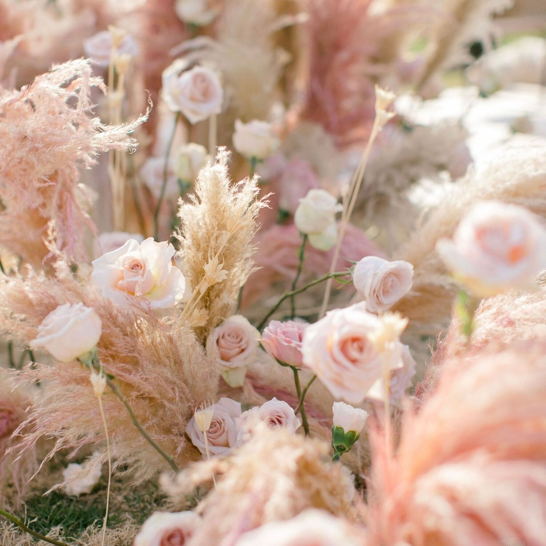 Petals and Feels. 
.
.
.
#bicicicoty #weddinginspo #weddingbouquets #outdoorwedding #weddingstyling #modernwedding #weddingreception #wedding2023 #floraldesign #bridalbouquet #intimatewedding #microwedding #2023wedding #weddingideas #bicicicotybridal  #weddinggowns #bridetobe #mo