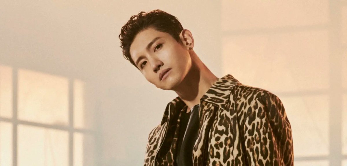 #Changmin (#TVXQ) à la présentation du survival #BoyFantasy, version masculine de #MyTeenageGirl 
k-gen.fr/changmin-tvxq-…