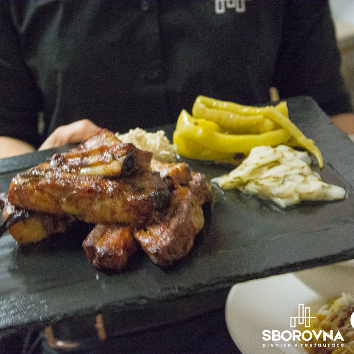 SborovnaPub's tweet photo. Baked Pork Ribs @SborovnaPub #brno #sborovnapu #brnocity #ribs #pub #restaurant #goodfood #czechia #food https://t.co/KFcE2SS6cG