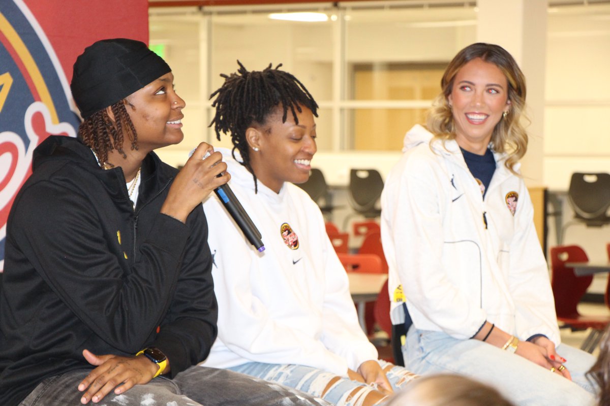 Thanks for sharing breakfast, laughs, and wisdom with our female student athletes to celebrate National Girls &amp; Women in Sports Day.
<a href="/IndianaFever/">Indiana Fever</a> 
<a href="/NaLyssaSmith/">#3</a> 
<a href="/Kelz_Hoop/">Kelsey Mitchell</a> 
<a href="/lexiehulll/">Lexie Hull</a>