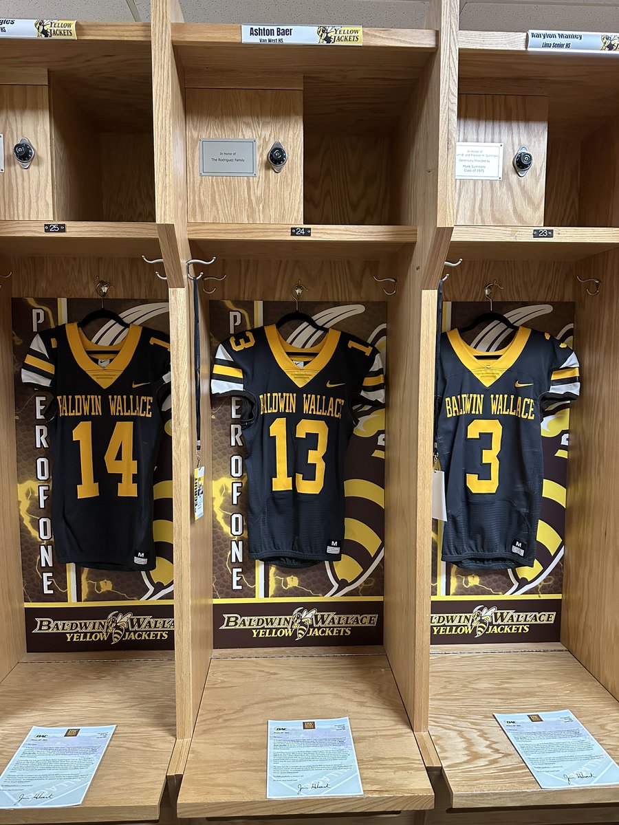 baer_ash's tweet photo. After a great visit with @BWYJFootball, I have received my third offer from Baldwin Wallace!!
@drewzimmy_9 @EthanNichol10 @CoachHilvert https://t.co/zuMrxLGxRi
