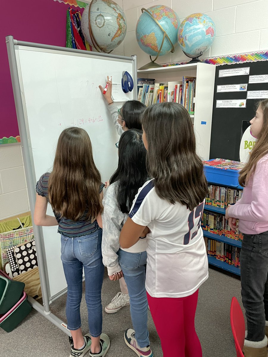 Blessman239's tweet image. 5th grade mathematicians from @AtteberrysClass @MrsMakro @Blessman239 share their thinking using #verticalspaces @BarbaraRose220