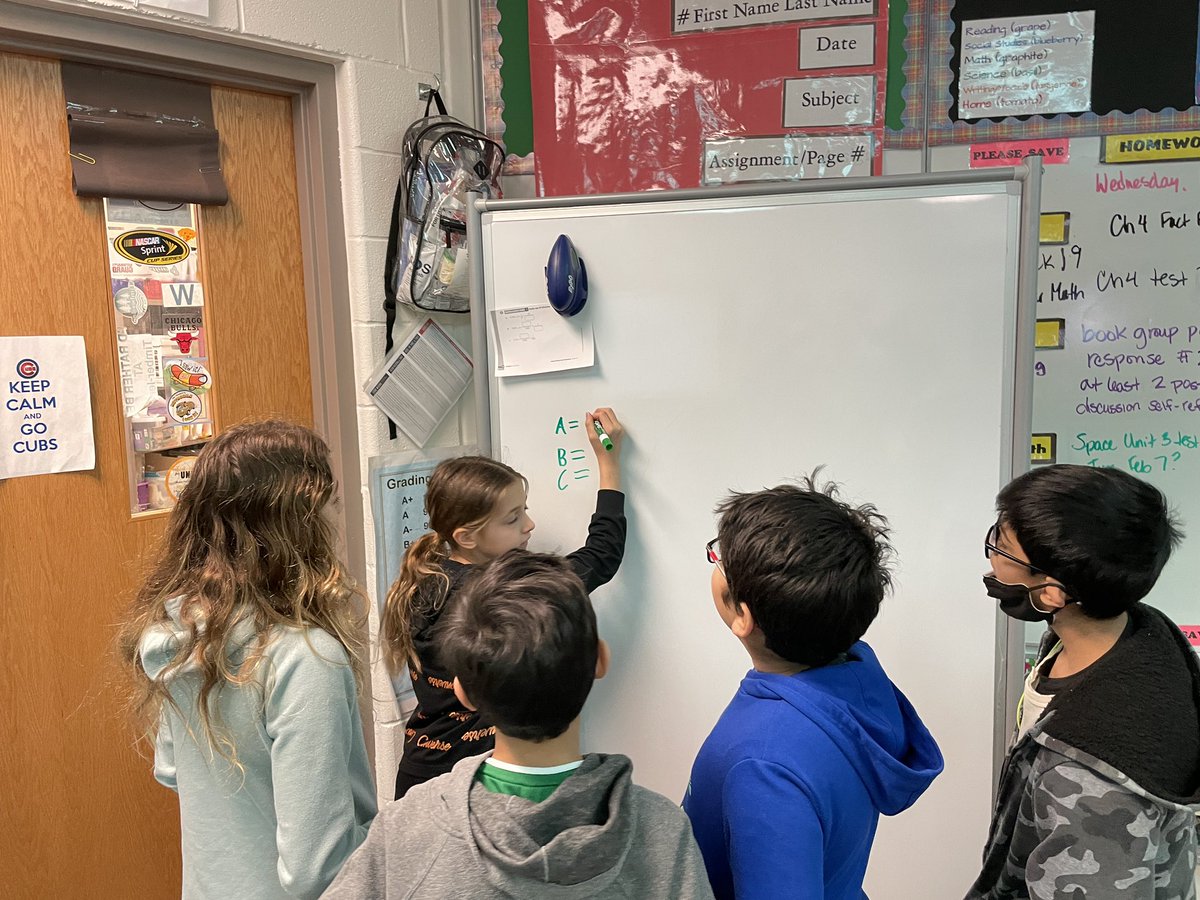 Blessman239's tweet image. 5th grade mathematicians from @AtteberrysClass @MrsMakro @Blessman239 share their thinking using #verticalspaces @BarbaraRose220