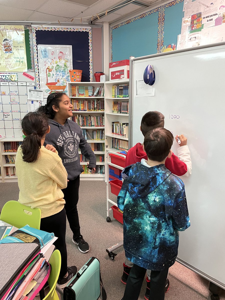 Blessman239's tweet image. 5th grade mathematicians from @AtteberrysClass @MrsMakro @Blessman239 share their thinking using #verticalspaces @BarbaraRose220