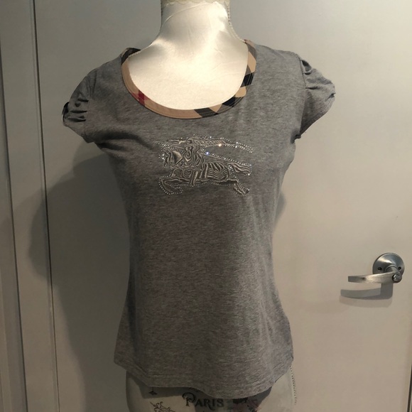 oneonlytrueblue's tweet photo. So good I had to share! Check out all the items I'm loving on @Poshmarkapp from @Kristin97533257 #poshmark #fashion #style #shopmycloset #burberry #merangue: https://t.co/Ixa5RysYts https://t.co/7snVvuDpgH