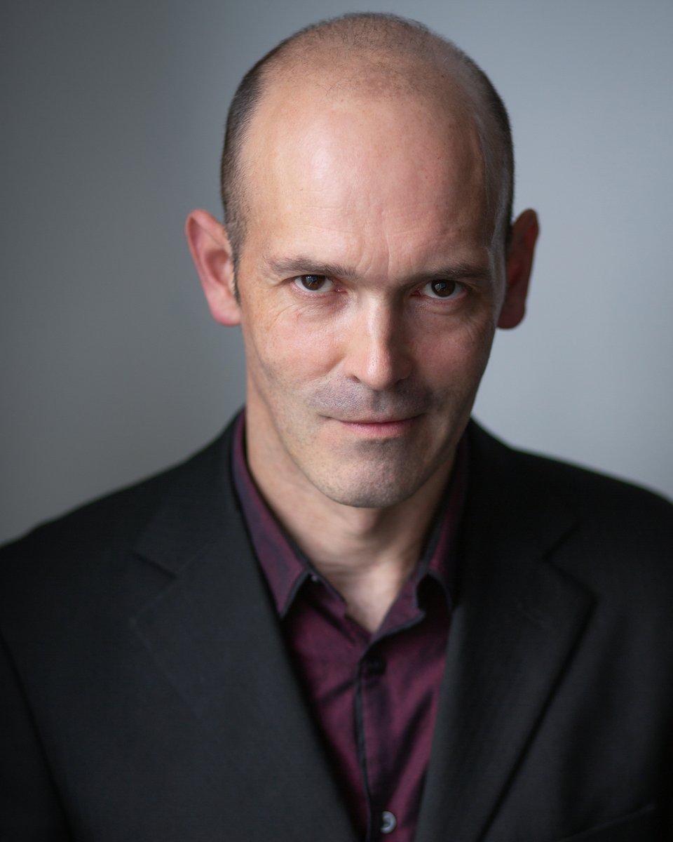 A great start to the New Year for 2023! Represented by @eaglestonemanagement #eaglestonemanagement #teameaglstone #tv #commercial #film #castingdirector #producer #director #acting #actor #headshots #photography

Headshots by
@davidjohnheadshots <3
