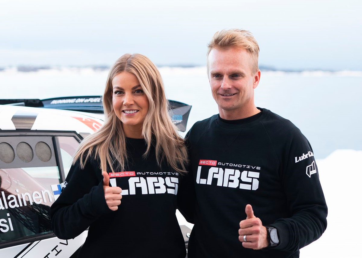 Yksi viikonlopun seuratuimpia autokuntia ampaisee matkaan numerolla 11.

"Olen Samille (Pajari) ikuisesti kiitollinen, että hän tutustutti minut näin hienoon lajiin ja olen täysin hurahtanut." 

👉 rallism.fi/content/fi/1/8…

#rallism #jannihussi <a href="/H_Kovalainen/">Heikki Kovalainen</a> #smrallikuopio